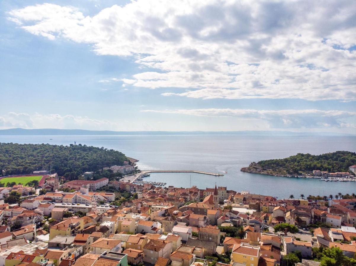 Apartments And Room Nevenka Makarska Eksteriør billede